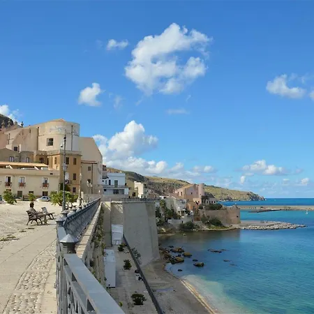 Annina'S Home Castellammare del Golfo Buitenkant foto